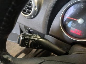 Audi TT TT (8N3) Coupé 1.8 20V Turbo (AUQ) [132kW]  (10-1998/10-2006) picture 15