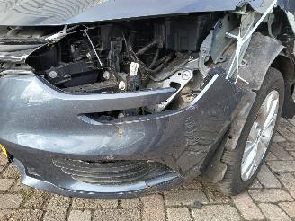 Renault Mégane Megane IV Estate (RFBK) Combi 5-drs 1.3 TCE 140 16V (H5H-450(H5H-A4)) =
[103kW]  (01-2018/...) picture 23