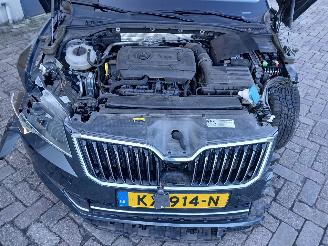 Skoda Superb Superb (3V3) Liftback 1.8 TSI 16V (CJSA) [132kW]  (03-2015/06-2024) picture 28