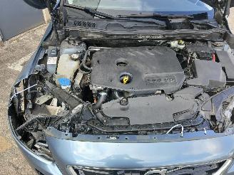 Volvo V-40 V40 (MV) Hatchback 5-drs 1.6 D2 (D4162T) [84kW]  (03-2012/12-2016) picture 26