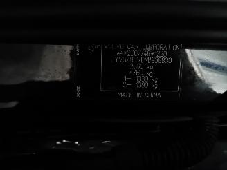 Volvo Xc-60 XC60 II (UZ) SUV 2.0 T6 16V Plug-in Hybrid AWD (B4204T46) [250kW]  (04=
-2021/...) picture 6