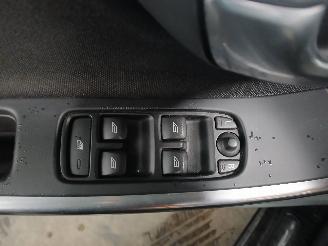 Volvo V-60 V60 I (FW/GW) Combi 1.6 T3 16V (B4164T3(Euro 5)) [110kW]  (09-2010/12-=
2015) picture 13