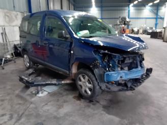 Dacia Dokker Dokker (0S) MPV 1.2 TCE 16V (H5F-410(H5F-F4)) [85kW]  (07-2015/12-2021=
) picture 2