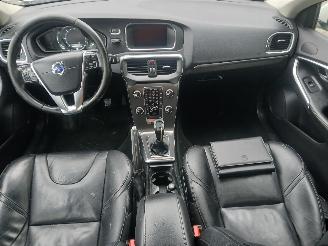 Volvo V-40 V40 (MV) Hatchback 5-drs 2.0 D4 16V (D4204T14) [140kW]  (05-2014/08-20=
19) picture 10