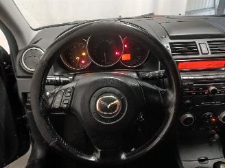 Mazda 3 3 Sport (BK) Hatchback 2.0i 16V (LF72) [110kW]  (10-2003/12-2009) picture 18