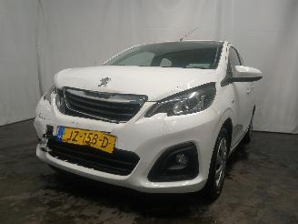 krockskadad bil auto Peugeot 108 108 Hatchback 1.0 12V (1KRFE(CFB)) [51kW]  (05-2014/...) 2016/7