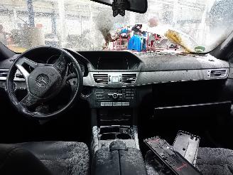 Mercedes E-klasse E (W212) Sedan E-200 2.0 Turbo 16V (M274.920) [135kW]  (01-2013/12-201=
6) picture 5