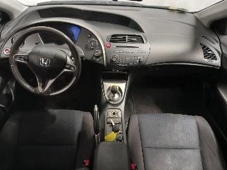 Honda Civic Civic (FK/FN) Hatchback 1.4i Type S 16V (L13Z1) [73kW]  (10-2008/01-20=
12) picture 10