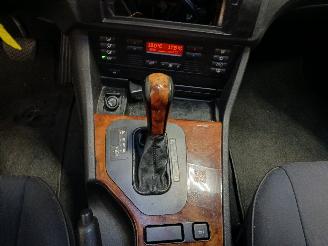 BMW 5-serie 5 serie (E39) Sedan 523i 24V (M52-B25(256S4)) [125kW]  (09-1995/08-200=
0) picture 17