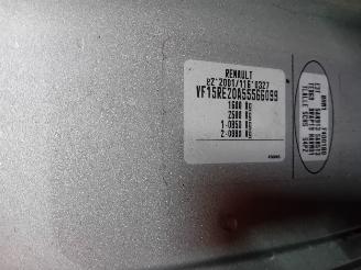 Renault Clio Clio IV (5R) Hatchback 5-drs 0.9 Energy TCE 90 12V (H4B-408(H4B-B4)) [=
66kW]  (11-2012/08-2021) picture 6