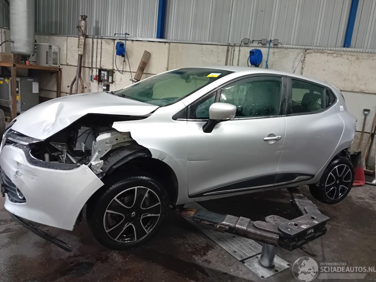 Renault Clio Clio IV (5R) Hatchback 5-drs 0.9 Energy TCE 90 12V (H4B-408(H4B-B4)) [=
66kW]  (11-2012/08-2021)