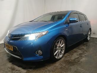 Toyota Auris Auris (E18) Hatchback 5-drs 1.8 16V Hybrid (2ZRFXE) [100kW]  (10-2012/=
03-2019) picture 3