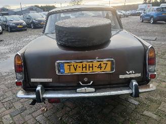 Rover P6 2000-3500 (P6) Sedan 3500 S (451) [135kW]  (04-1968/05-1976) picture 24