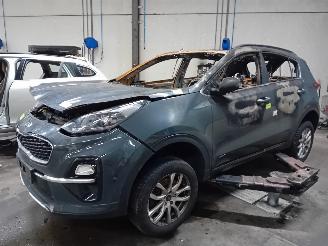 Autoverwertung Kia Sportage Sportage (QL) Terreinwagen 1.6 T-GDI 16V 4x4 (G4FJ) [130kW]  (09-2015/=
09-2022) 2019/12