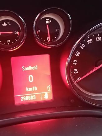 Opel Insignia Insignia Sports Tourer Combi 1.6 Turbo 16V Ecotec (A16LET(Euro 5)) [13=
2kW]  (01-2009/06-2013) picture 2