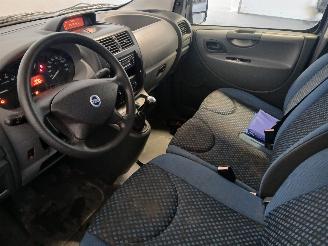 Fiat Scudo Scudo (270) Bus 1.6 D Multijet (DV6UTED4(9HU)) [66kW]  (01-2007/07-201=
6) picture 14