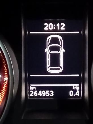 Volkswagen Golf Golf VI (5K1) Hatchback 1.2 TSI BlueMotion (CBZB) [77kW]  (11-2008/11-=
2012) picture 2