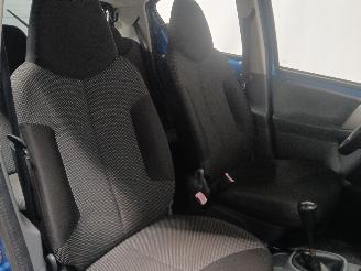 Toyota Aygo Aygo (B10) Hatchback 1.0 12V VVT-i (1KR-FE) [50kW]  (07-2005/05-2014) picture 8