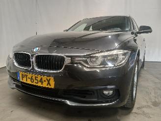 damaged passenger cars BMW 3-serie 3 serie Touring (F31) Combi 318i 1.5 TwinPower Turbo 12V (B38-B15A) [1=
00kW]  (07-2015/06-2019) 2017/10