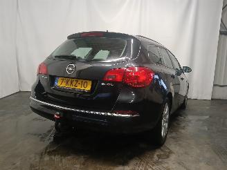 Opel Astra Astra J Sports Tourer (PD8/PE8/PF8) Combi 1.7 CDTi 16V (A17DTE(Euro 5)=
) [81kW]  (10-2010/10-2015) picture 5