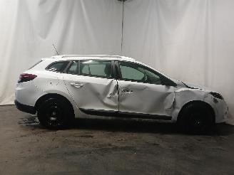 Renault Mégane Megane III Grandtour (KZ) Combi 5-drs 1.5 dCi 90 (K9K-834(K9K-H8)) [66=
kW]  (05-2009/04-2016) picture 6