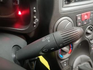 Fiat Panda Panda (169) Hatchback 1.2, Classic (169.A.4000(Euro 5)) [51kW]  (03-20=
10/08-2013) picture 14