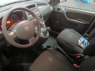 Fiat Panda Panda (169) Hatchback 1.2, Classic (169.A.4000(Euro 5)) [51kW]  (03-20=
10/08-2013) picture 12