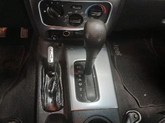 Jeep Cherokee Cherokee/Liberty (KJ) Terreinwagen 3.7 V6 24V (EKG) [155kW]  (09-2001/=
01-2008) picture 17