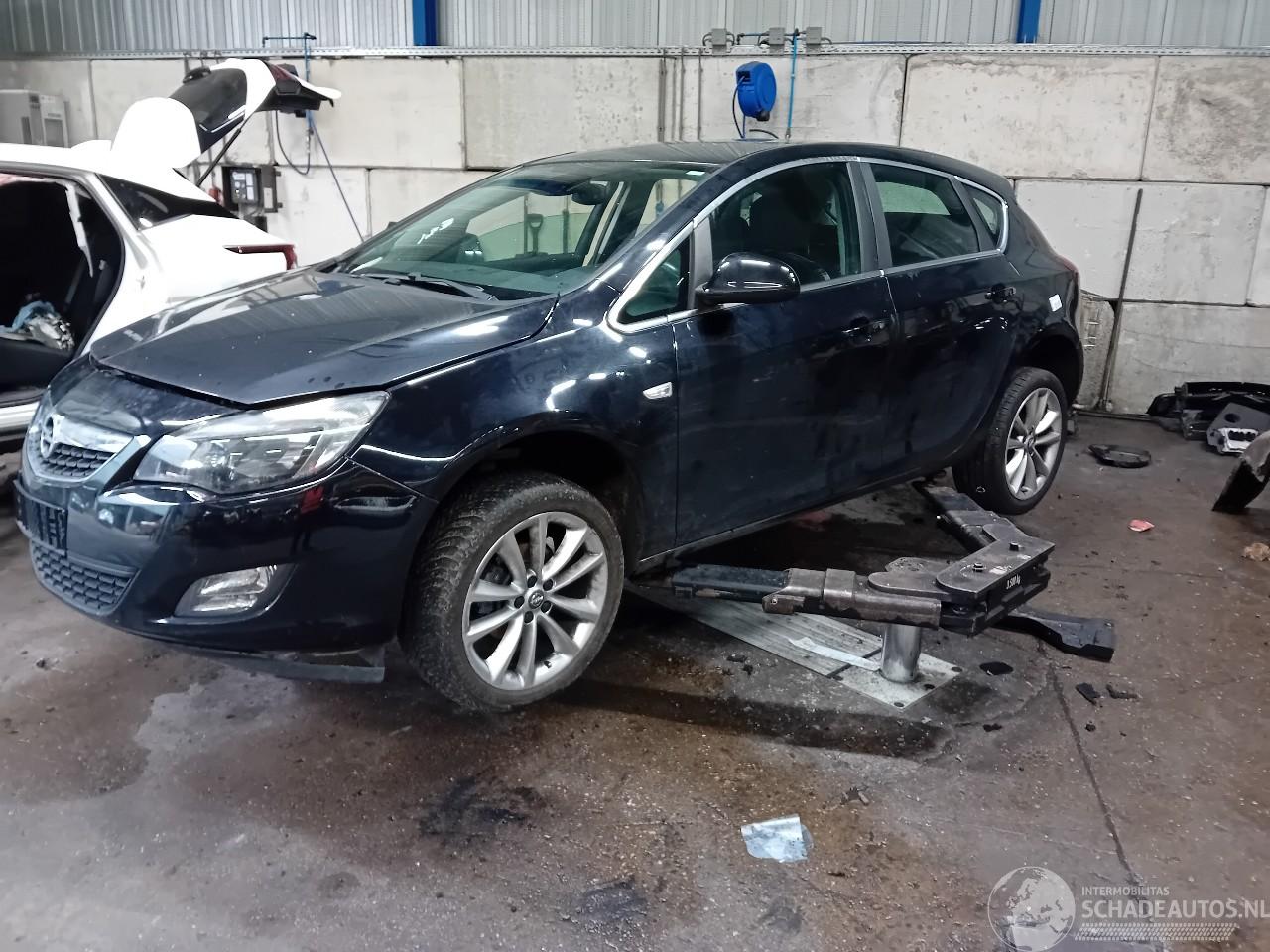 Opel Astra Astra J (PC6/PD6/PE6/PF6) Hatchback 5-drs 1.4 Turbo 16V (A14NET(Euro 5=
)) [103kW]  (12-2009/10-2015)