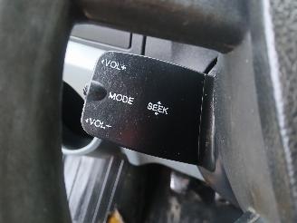 Ford Transit Transit Bus 2.2 TDCi 16V (P8FA(Euro 4)) [63kW]  (04-2006/08-2014) picture 14