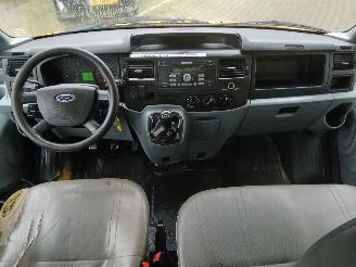 Ford Transit Transit Bus 2.2 TDCi 16V (P8FA(Euro 4)) [63kW]  (04-2006/08-2014) picture 9