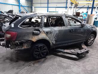 Skoda Octavia Octavia Combi (5EAC) Combi 5-drs 1.0 TSI 12V (DKRF) [85kW]  (05-2016/0=
7-2020) picture 3