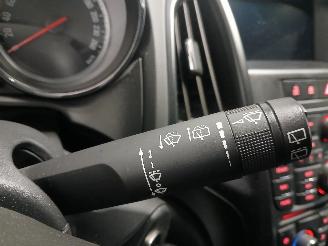 Opel Astra Astra J Sports Tourer (PD8/PE8/PF8) Combi 1.4 Turbo 16V (A14NEL(Euro 5=
)) [88kW]  (10-2010/10-2015) picture 15