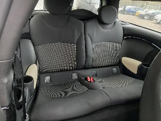 Mini Clubman Clubman (R55) Combi 1.6 16V Cooper (N12-B16A) [88kW]  (10-2007/12-2013=
) picture 9