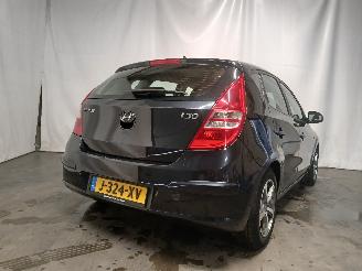 Hyundai I-30 i30 (FD) Hatchback 1.4 CVVT 16V (G4FA) [80kW]  (10-2007/11-2011) picture 5