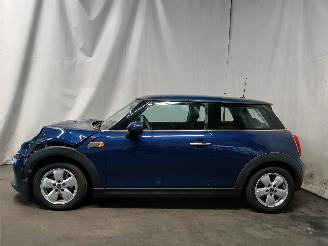 Mini Mini Mini (F56) Hatchback 3-drs 1.5 12V One D (B37C15A) [70kW]  (03-2014/..=
=2E) picture 4