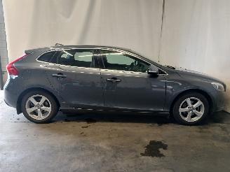 Volvo V-40 V40 (MV) Hatchback 5-drs 1.6 D2 (D4162T) [84kW]  (03-2012/12-2016) picture 7