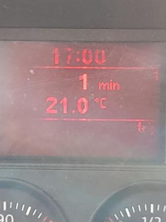 Volkswagen Golf Golf V (1K1) Hatchback 1.6 FSI 16V (BLF(Euro 4)) [85kW]  (10-2003/07-2=
008) picture 2