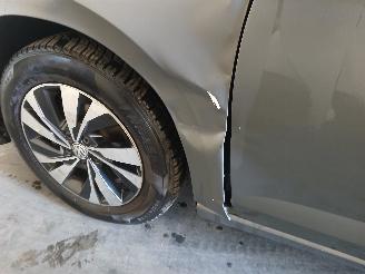 Volkswagen Polo Polo VI (AW1) Hatchback 5-drs 1.0 TSI 12V (DUSB) [70kW]  (06-2017/...)= picture 23