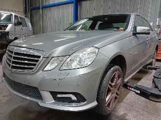 Vrakbiler auto Mercedes E-klasse E (W212) Sedan E-250 CDI 16V BlueEfficiency,BlueTec (OM651.924(Euro 5;=
 Euro 6)) [150kW]  (01-2009/12-2016) 2009/3