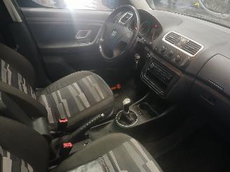 Skoda Roomster Roomster (5J) MPV 1.2 12V HTP (BZG) [51kW]  (01-2007/05-2015) picture 8