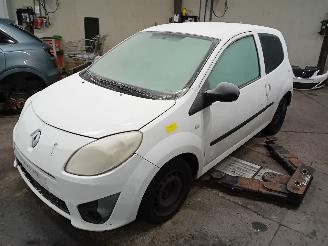 Vrakbiler auto Renault Twingo Twingo II (CN) Hatchback 3-drs 1.2 (D7F-800(Euro 4)) [43kW]  (03-2007/=
09-2014) 2009/11