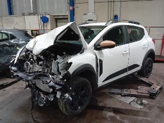 Vrakbiler auto Dacia Sandero Sandero III Hatchback 1.0 TCe 90 12V (H4D-470(H4D-E4)) [67kW]  (01-202=
1/...) 2024/12