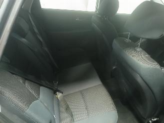 Hyundai I-30 i30 Crosswagon (WWH) Combi 1.4 CVVT 16V (G4FA) [80kW]  (11-2009/06-201=
2) picture 10