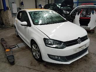 Volkswagen Polo Polo V (6R) Hatchback 1.4 16V (CGGB(Euro 5)) [63kW]  (03-2009/05-2014)= picture 2