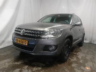 Coche accidentado Volkswagen Tiguan Tiguan (5N1/2) SUV 2.0 TDI 16V (CFFB(Euro 5)) [103kW]  (03-2008/07-201=
8) 2013/7