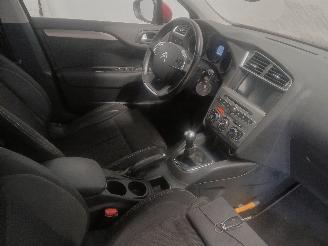 Citroën C4 C4 Berline (NC) Hatchback 5-drs 1.6 BlueHDI 100 (DV6FD(BHY)) [73kW]  (=
07-2014/05-2018) picture 9