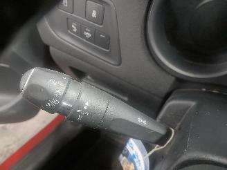 Citroën C4 C4 Berline (NC) Hatchback 5-drs 1.6 BlueHDI 100 (DV6FD(BHY)) [73kW]  (=
07-2014/05-2018) picture 14