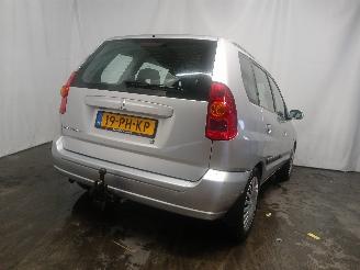 Mitsubishi Space-star Space Star (DG) MPV 1.6 16V (4G18) [72kW]  (01-2001/12-2004) picture 5