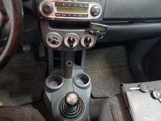 Mitsubishi Colt Colt (Z2/Z3) Hatchback 1.1 12V (3A91) [55kW]  (10-2004/06-2012) picture 17